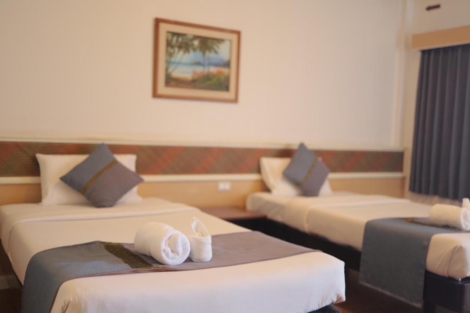 Tanyong Hotel Narathiwat Dış mekan fotoğraf