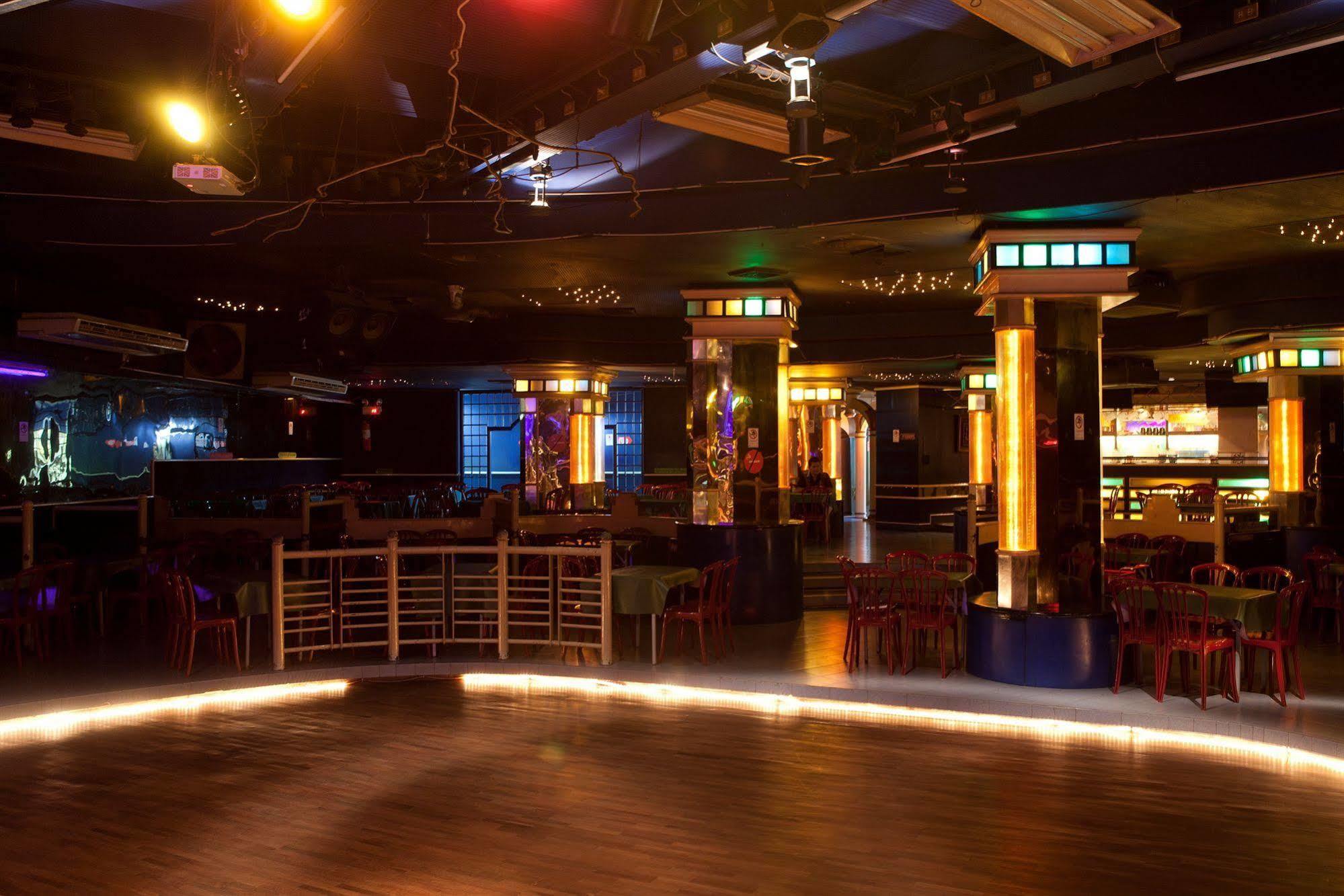 Tanyong Hotel Narathiwat Dış mekan fotoğraf